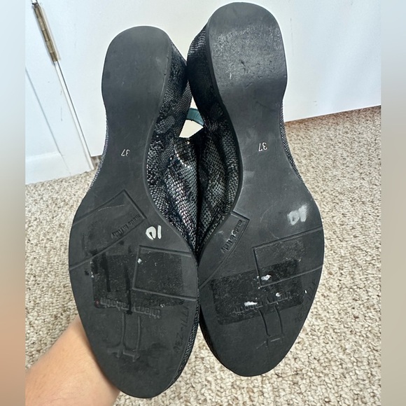 Thierry Rabotin Black Sandals Sleek Design size 37 or 6.5 - Picture 3 of 6